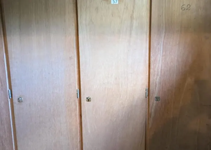 Petit Nid Douillet , T1 Traversant , Sejour , Balcon ,cuisine Independante, Loggia , Au Calme, Proche Centre