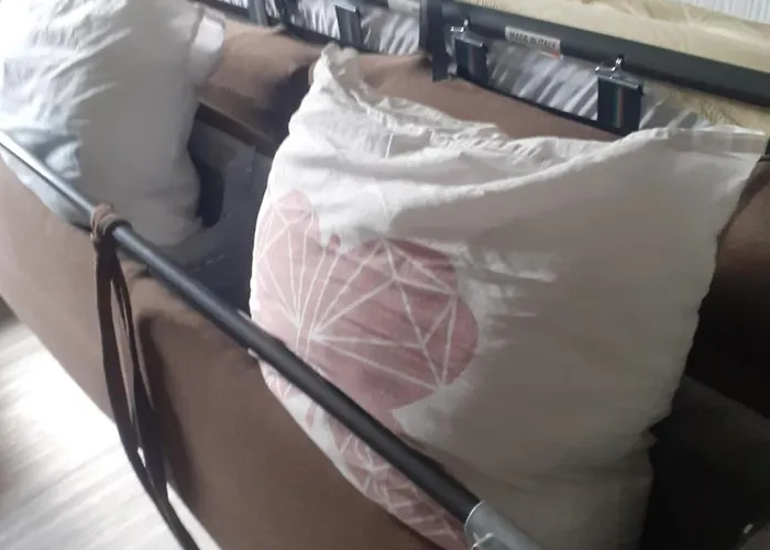 Petit Nid Douillet , T1 Traversant , Sejour , Balcon ,cuisine Independante, Loggia , Au Calme, Proche Centre アパート